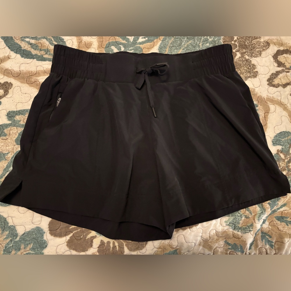 All In Motion - Shorts